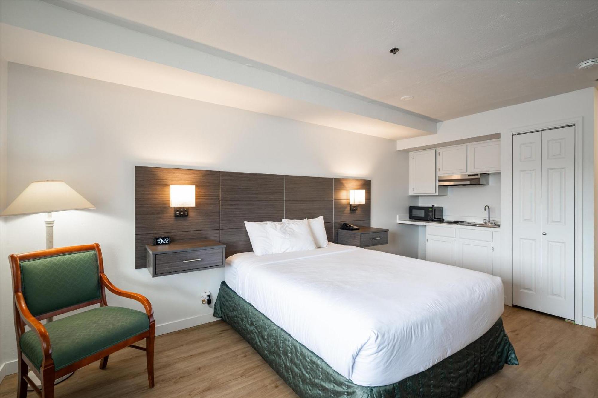 Baymont Inn & Suites By Wyndham Bellingham Exterior foto